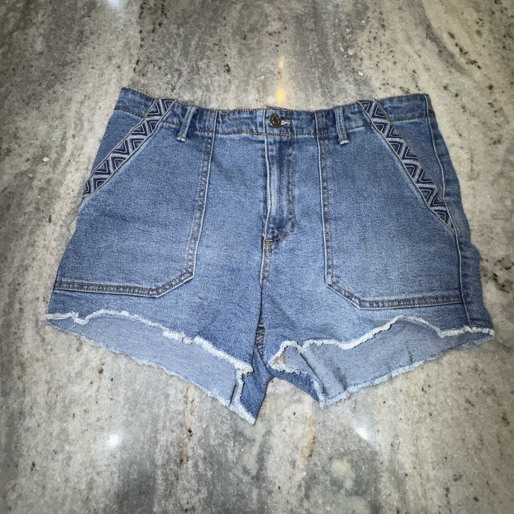 Knox Rose 34" Women's 12 Denim Shorts Jeans Embroidered Pockets High Waist Boho
